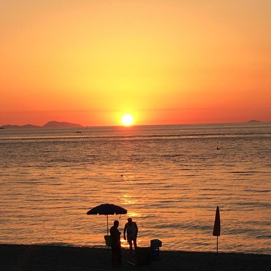 Appartamento A Marina Scilla Esterno foto